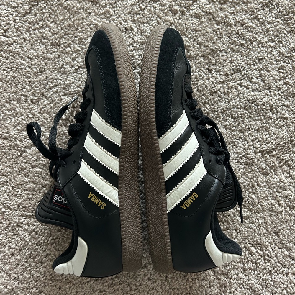 Adidas sambas